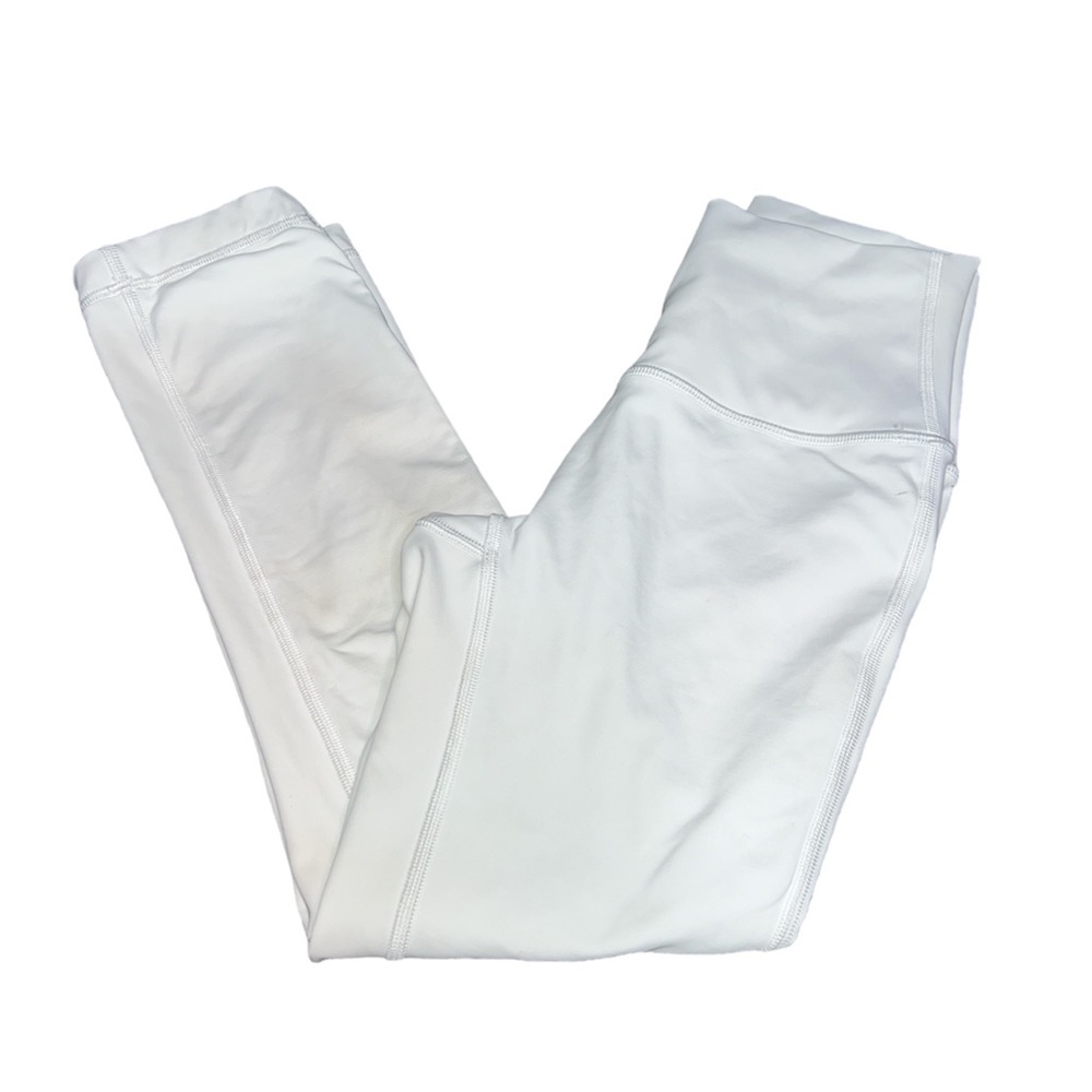 White Lululemon Crop leggings